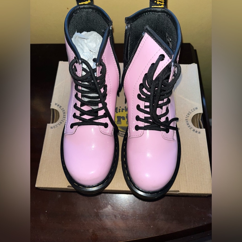 Girls’ Doc Martens Boots
Size 1